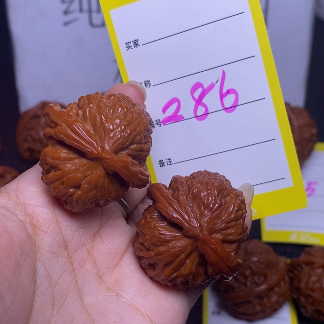 把件文玩核桃286/37闷白色差