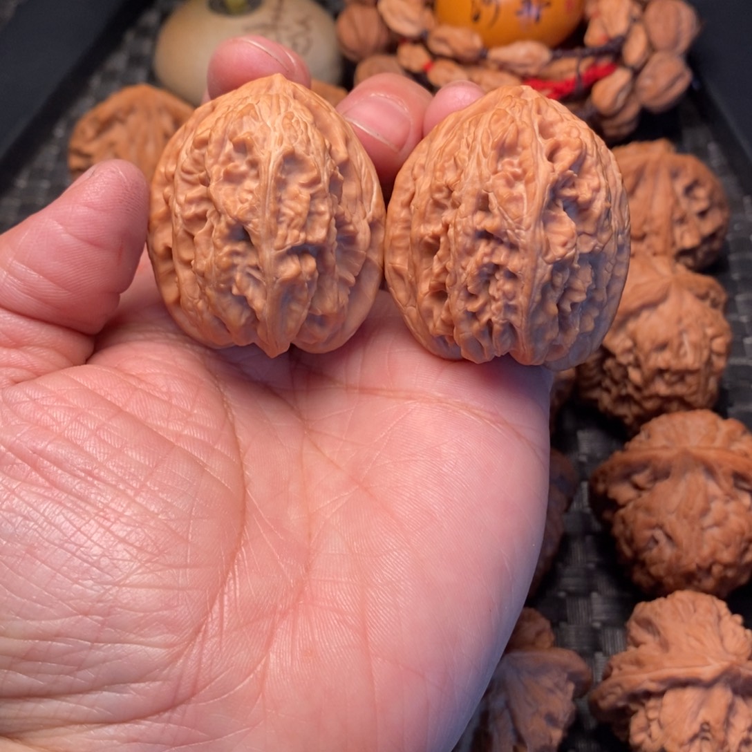 文玩核桃把件三羊谷38