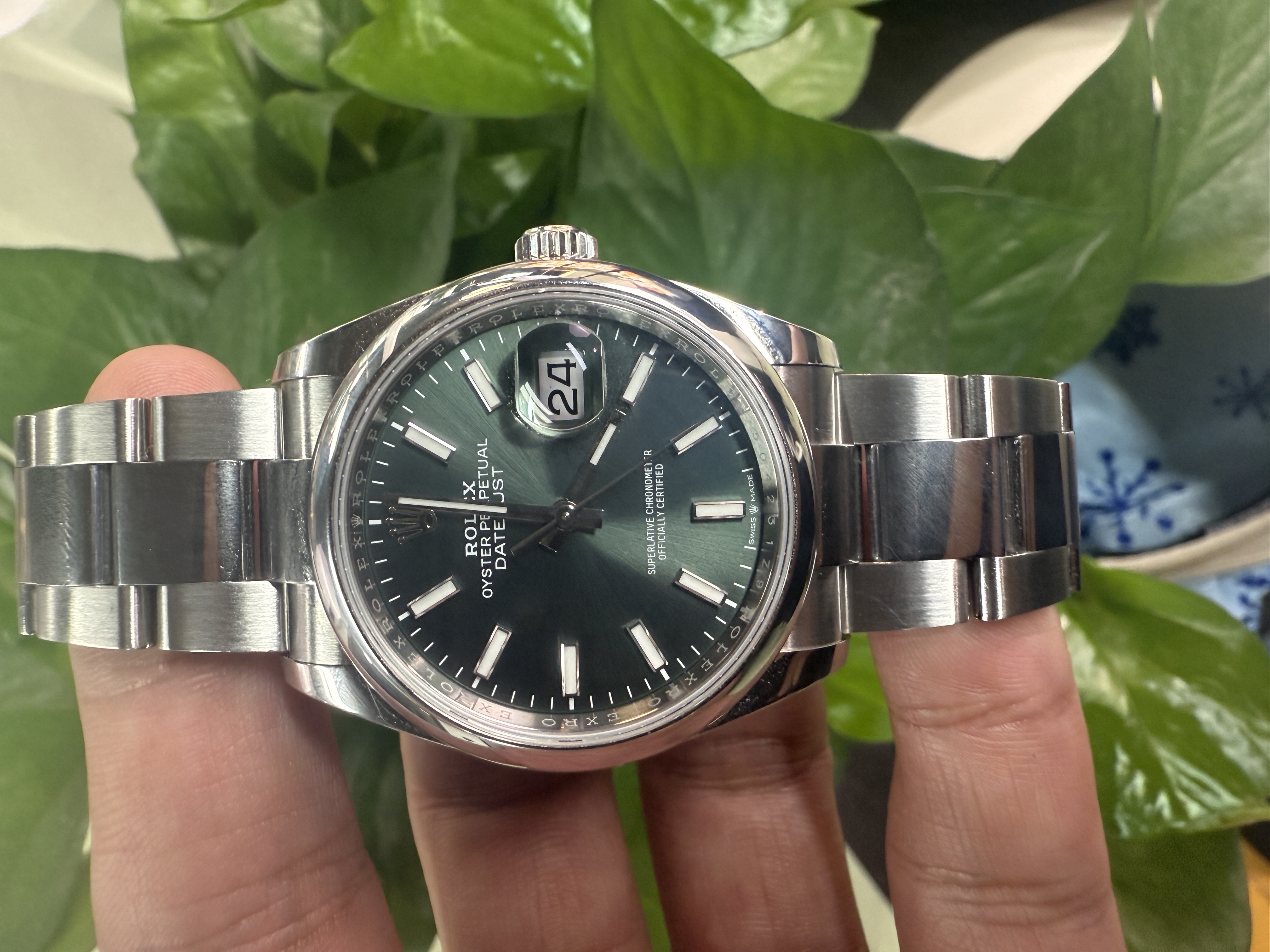 99新 Rolex/劳力士 劳力士日志蚝式钢m123200-0002银盘改薄荷绿盘