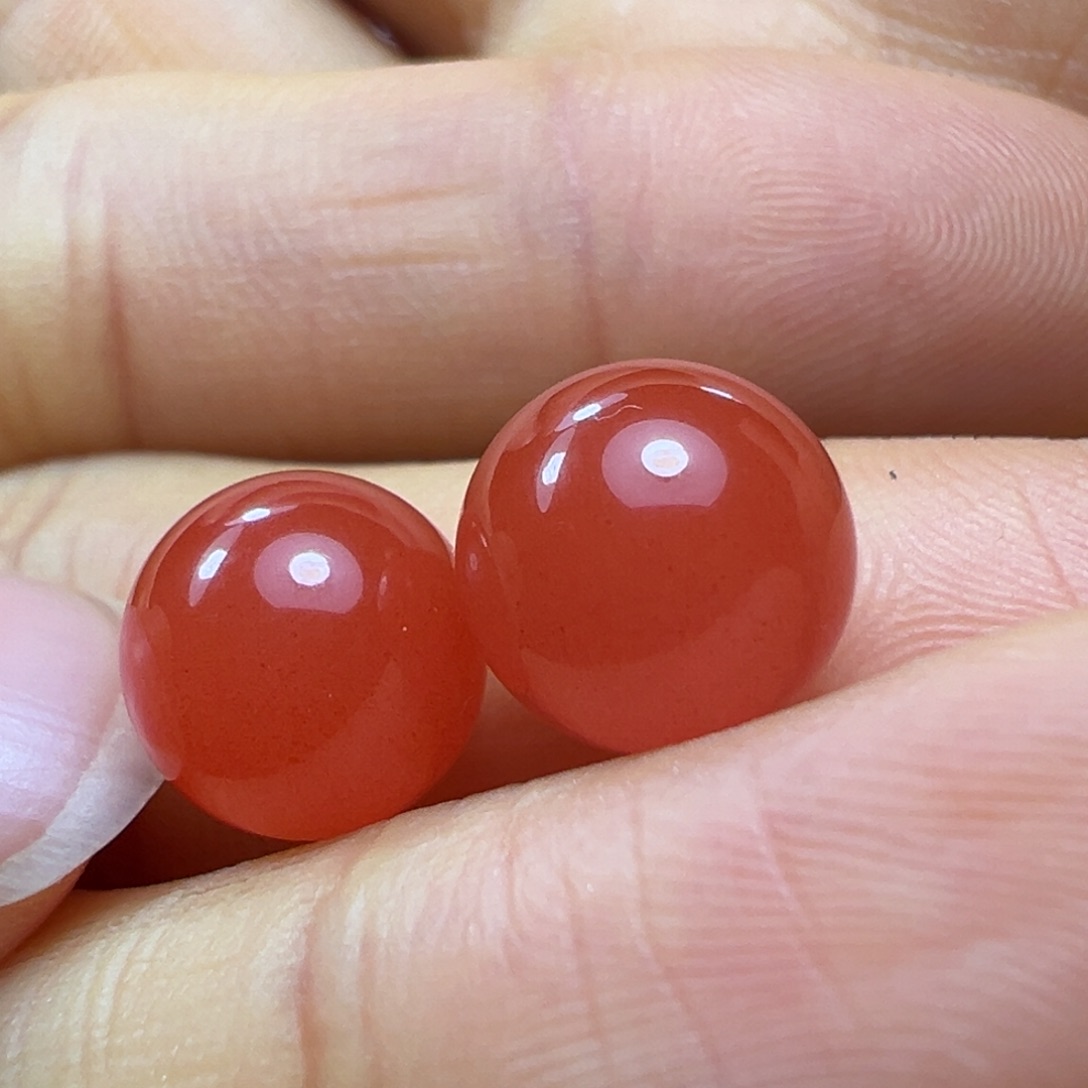 南红玛瑙珠子未镶嵌