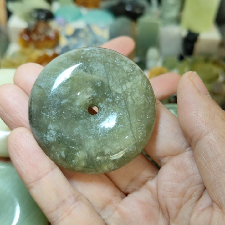 花***椒岫玉未镶嵌平安扣