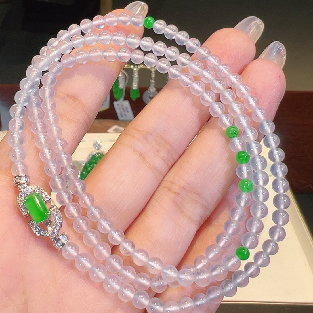 翡翠18K金镶嵌项链玻璃珠