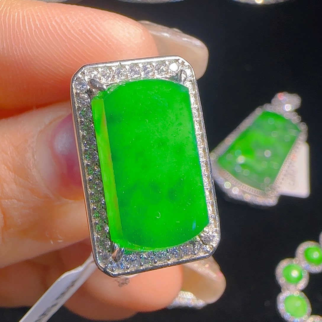 翡翠戒指银S925镶嵌天然