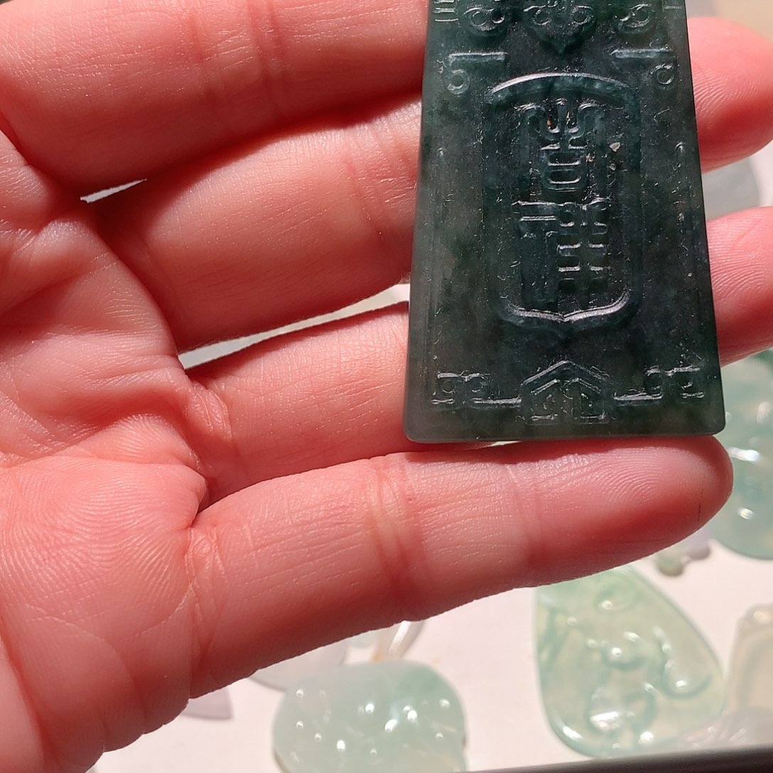 定制翡翠未镶嵌仿古吉祥