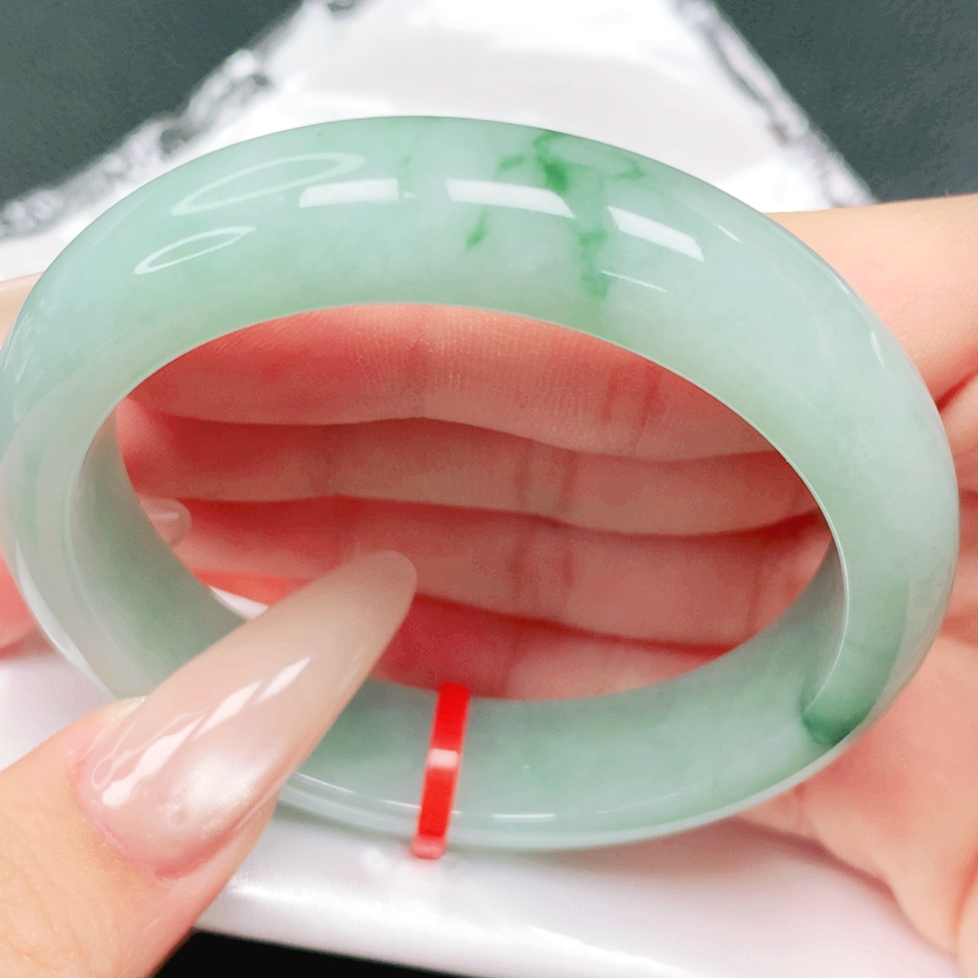 翡翠未镶嵌手镯53