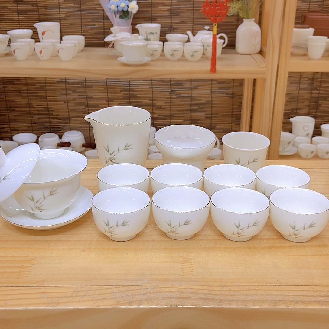 羊脂玉瓷茶具套装