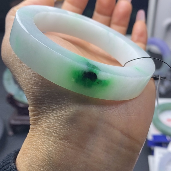 定制翡翠翡翠手镯未镶嵌