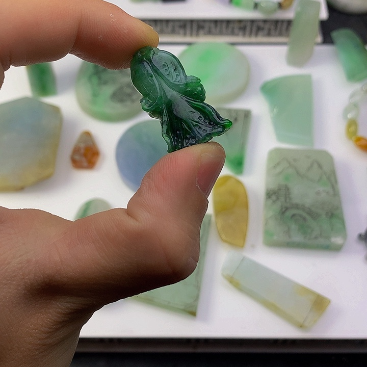 定制翡翠未镶嵌成品