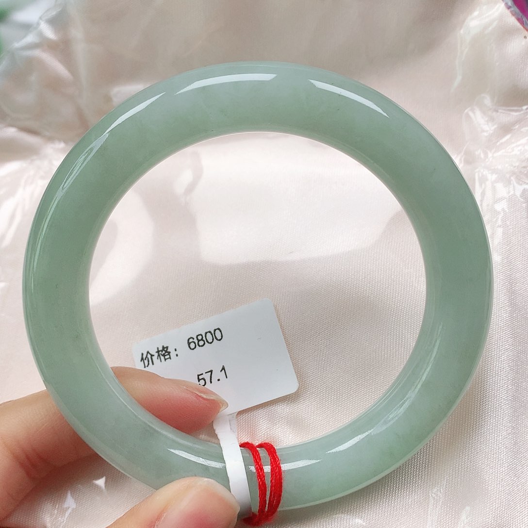 翡翠手镯（圆镯）未镶嵌天然翡翠手镯57