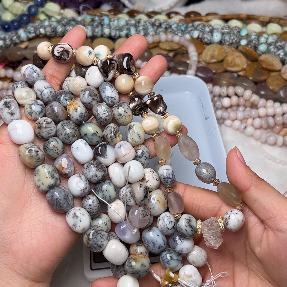 玛瑙/玉髓合金珠宝半成品Y740 12mm树澳宝随形一条