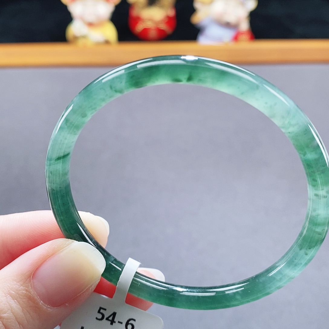 翡翠未镶嵌手镯13
