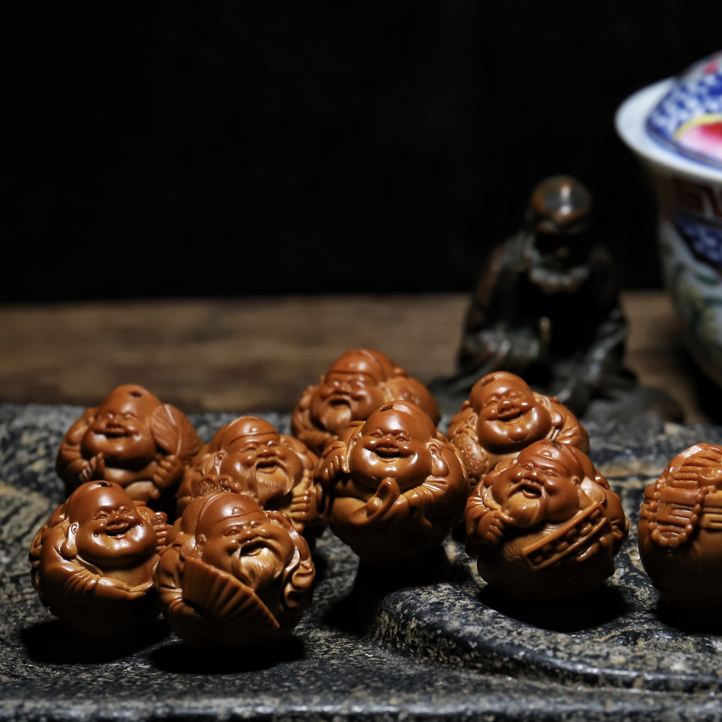 《双面整身财迷》省高工·范道竹·本人本工雕刻！直径25茶山王水晶核！