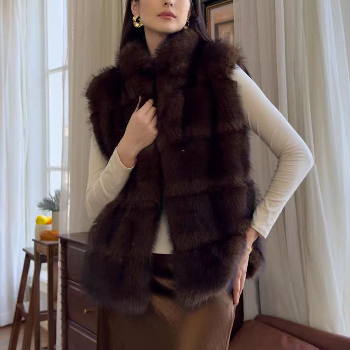 时尚欧美风女士轻奢高级感气质百搭设计感气质毛绒马甲6C952