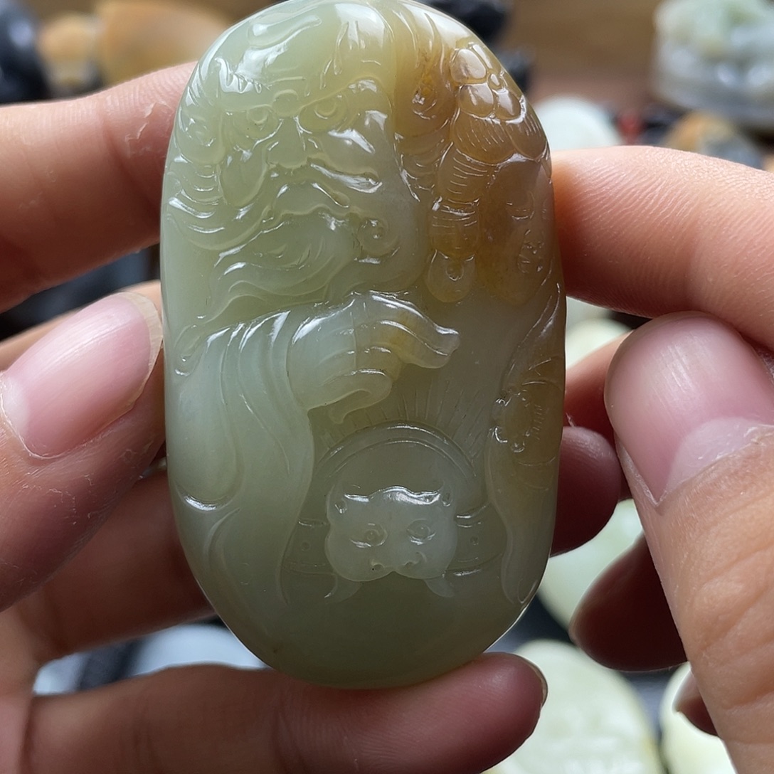 未镶嵌和田玉把件