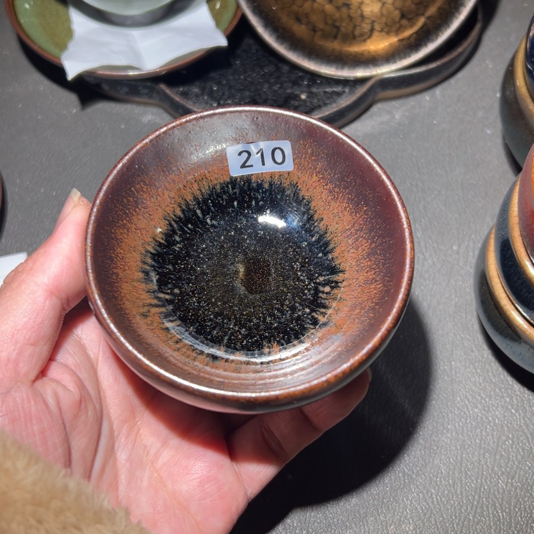 茶盏你就这样把我们之间不一样吧啊