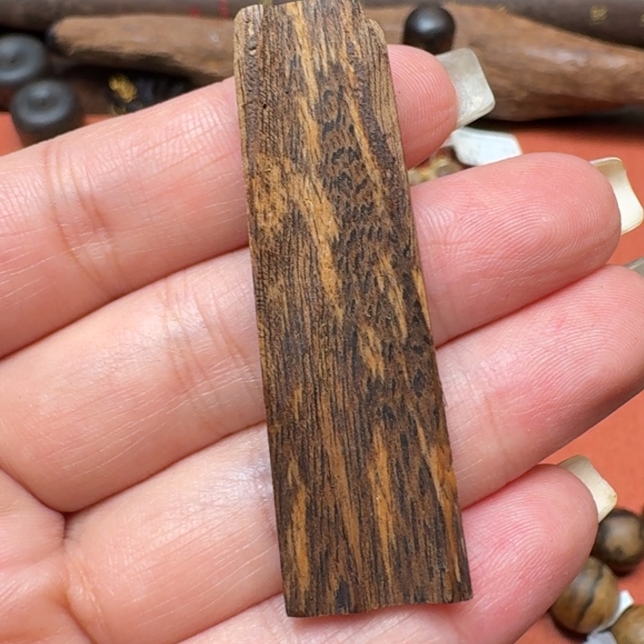 大叶紫檀（黑酸枝木类）