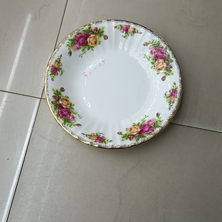 爱****师8英寸竖纹汤盘两个