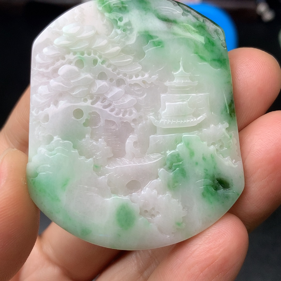 翡翠未镶嵌颈饰翡翠首饰和翡翠珠宝