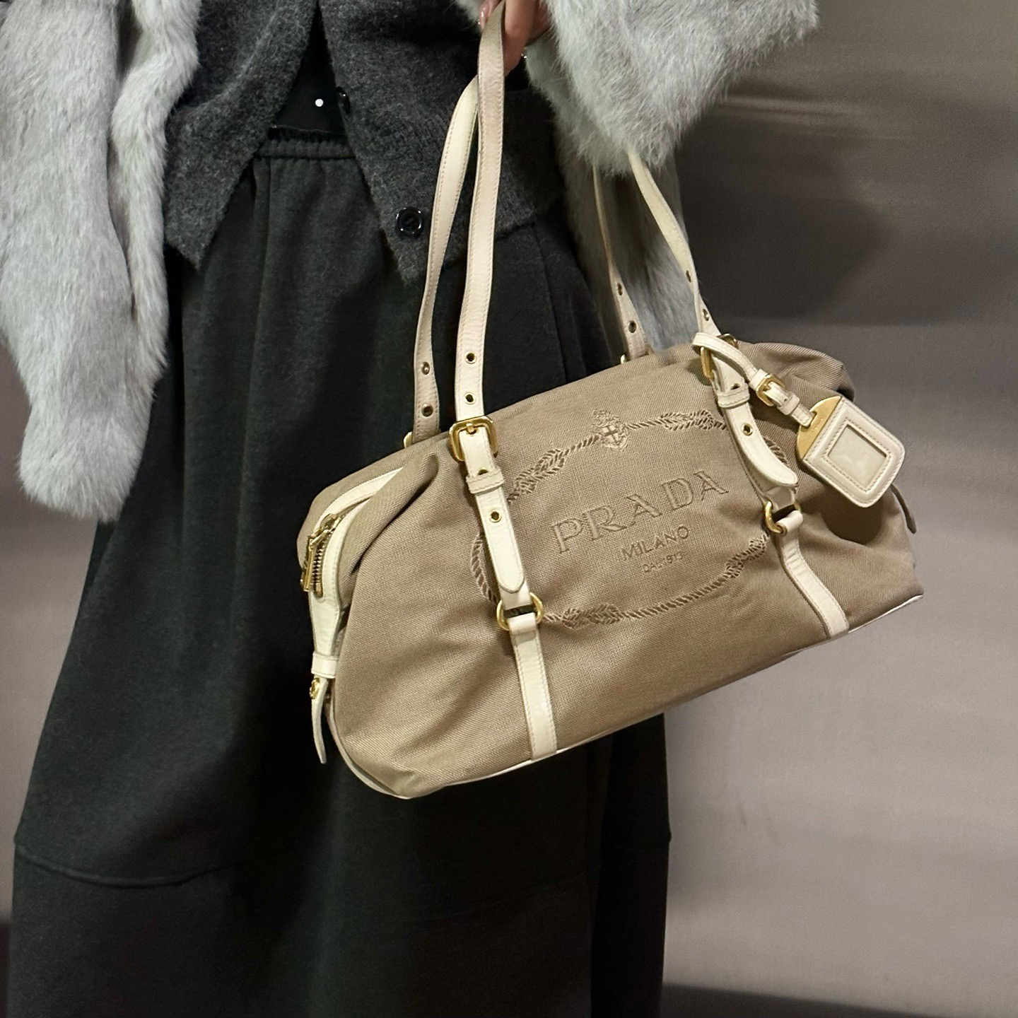 95新 Prada/普拉达 prada 奶油中古波士顿单肩包