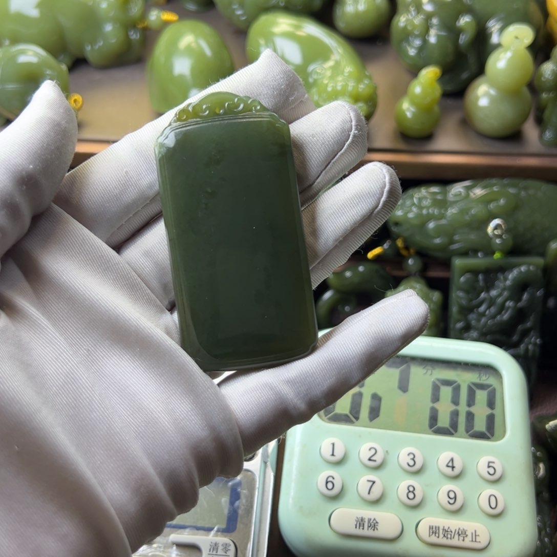 岫岩老玉（透闪石质玉）挂件未镶嵌R**y