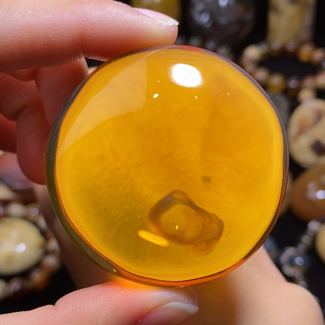 琥珀颈饰未镶嵌32.5克