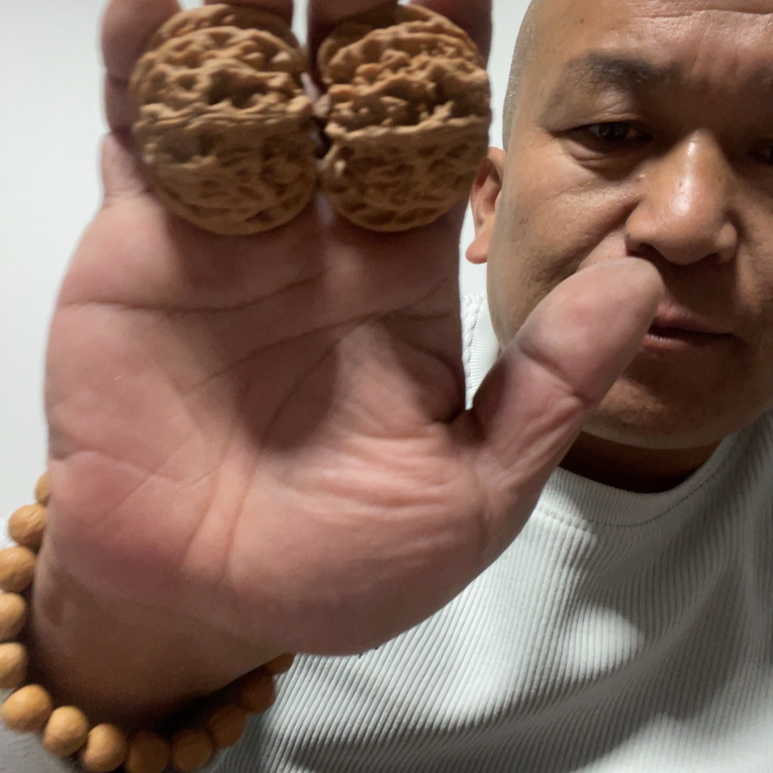 大***戴文玩核桃吊坠苹果44