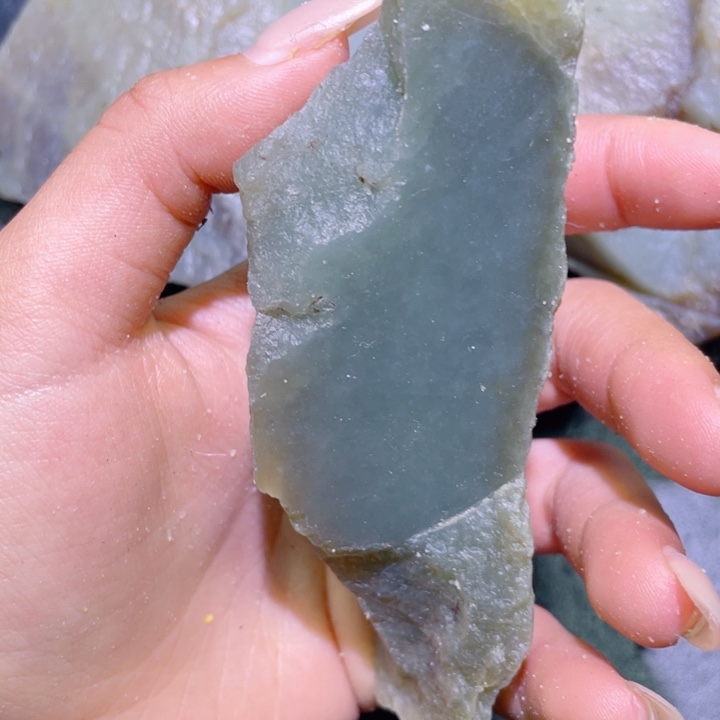 和田玉未镶嵌珠宝半成品