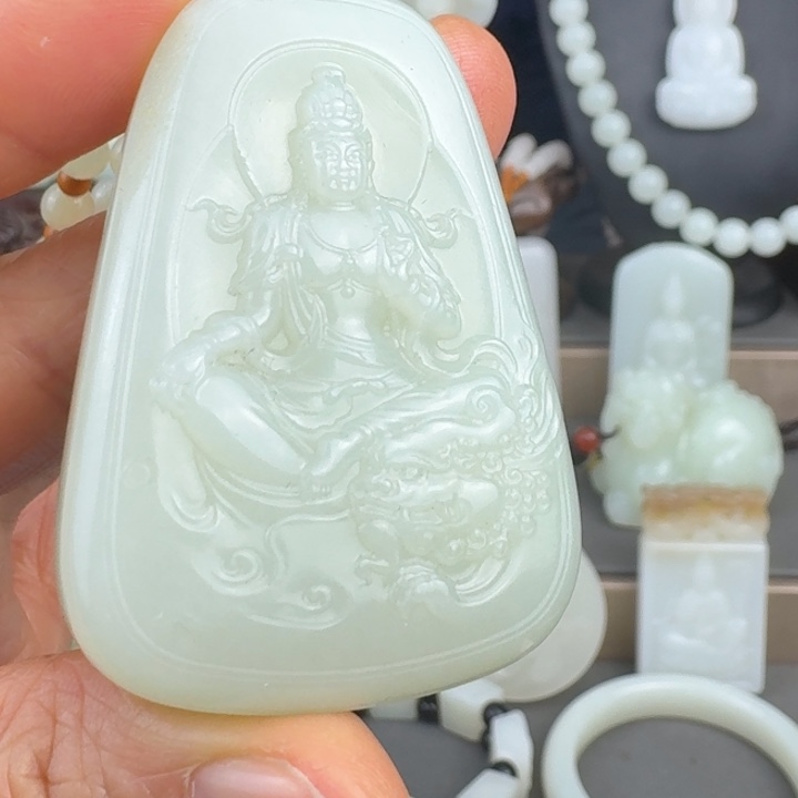 和田玉未镶嵌颈饰