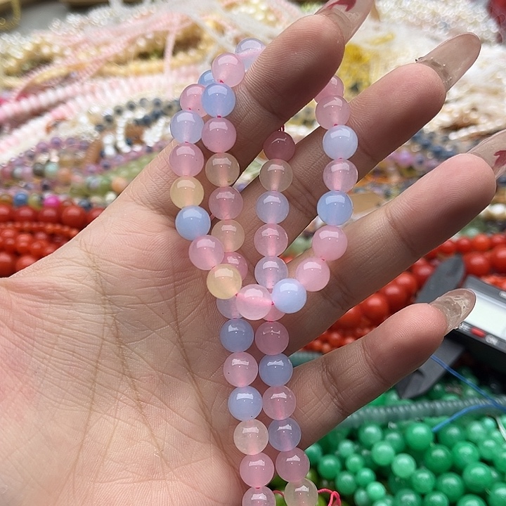 玛瑙/玉髓珠宝半成品未镶嵌一条8mm左右摩根石珠