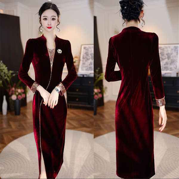 【雅红玫瑰】2025秋季新款收腰显瘦洋气减龄轻奢女人味打底连衣裙