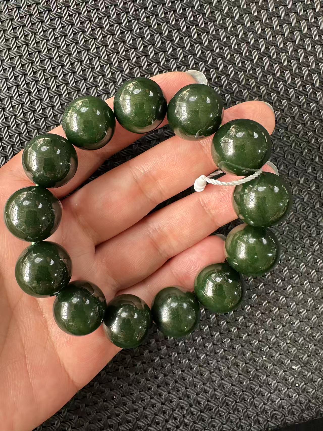 【七号矿老坑菠菜绿】俄红皮老料约18mm单圈手串