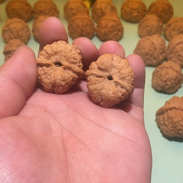 文玩核桃吊坠赵*蛤蟆头33全品