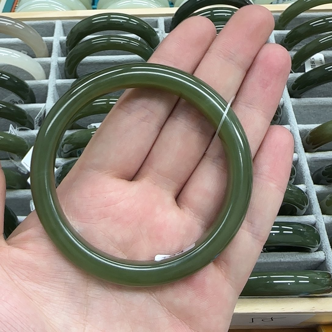 和田玉手镯未镶嵌~****~