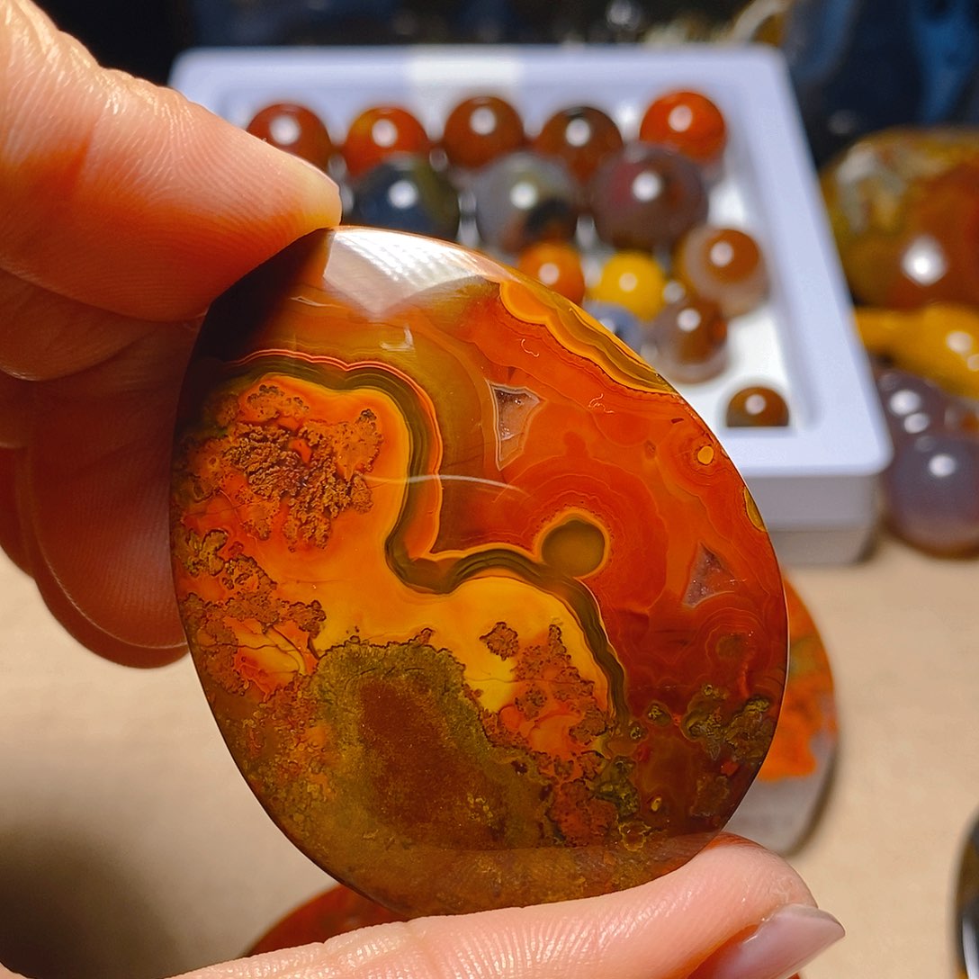 玛瑙/玉髓颈饰未镶嵌