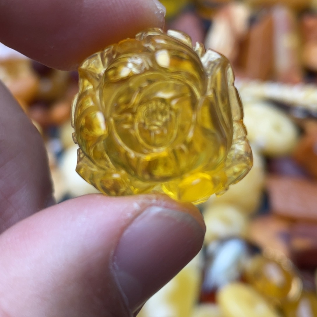 蜜蜡颈饰未镶嵌蜜蜡吊坠