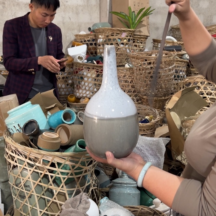 瓶高度31厘米口径2厘米微瑕捡漏