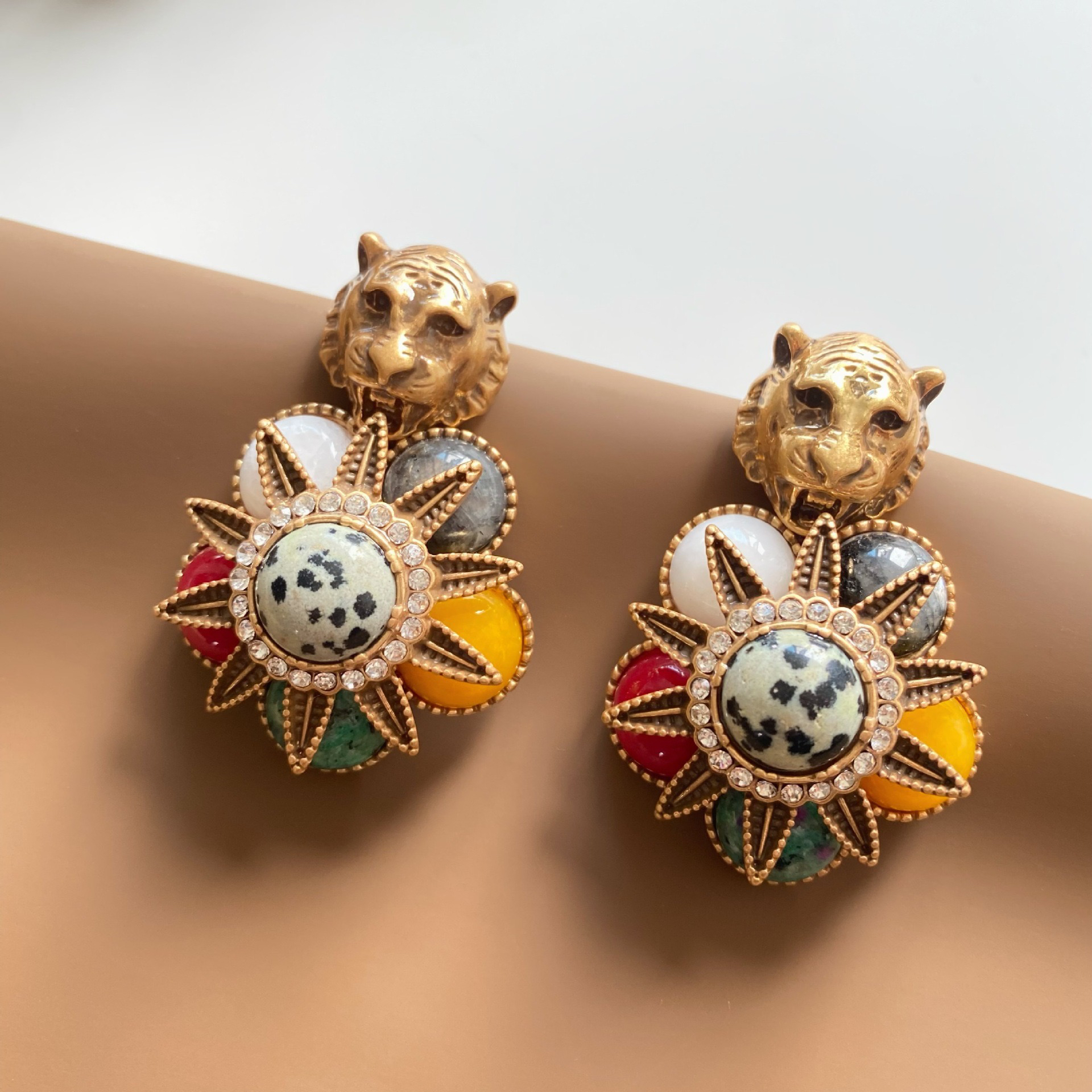 铜合金耳饰 中古耳环太阳花虎头耳饰