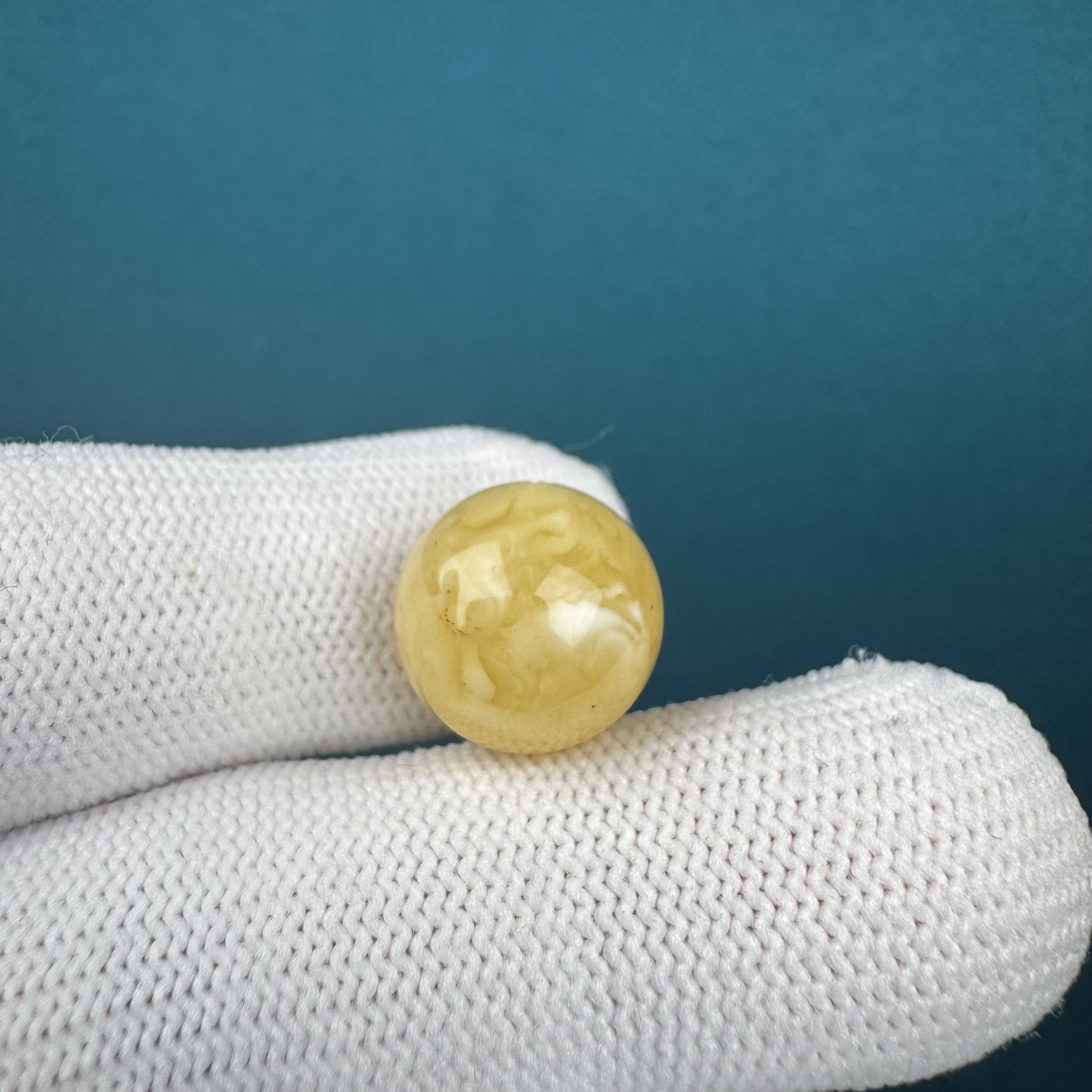 D4194[瑕疵]天然蜜蜡 圆珠13.4mm支持复检假一赔十