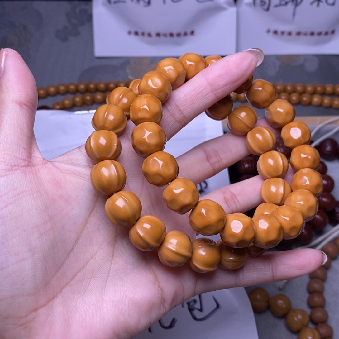 猴头核桃手串奶酪鲨鱼