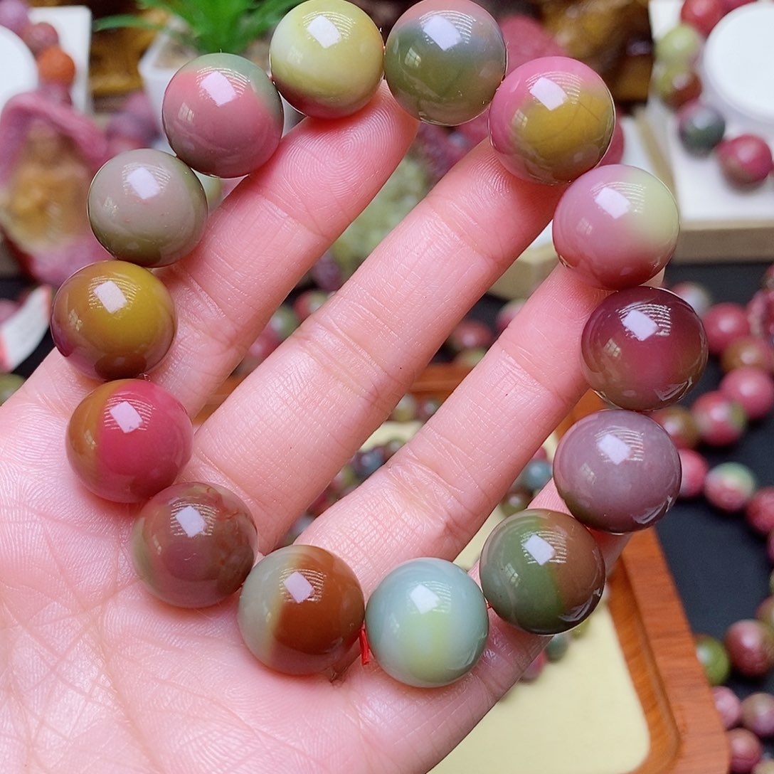 玛瑙/玉髓珠宝奇石未镶嵌停****灯盐源玛瑙定制