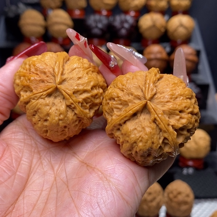 文玩核桃把件文*凹江龙三棱2号