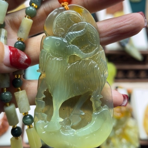 岫玉挂件未镶嵌挂件