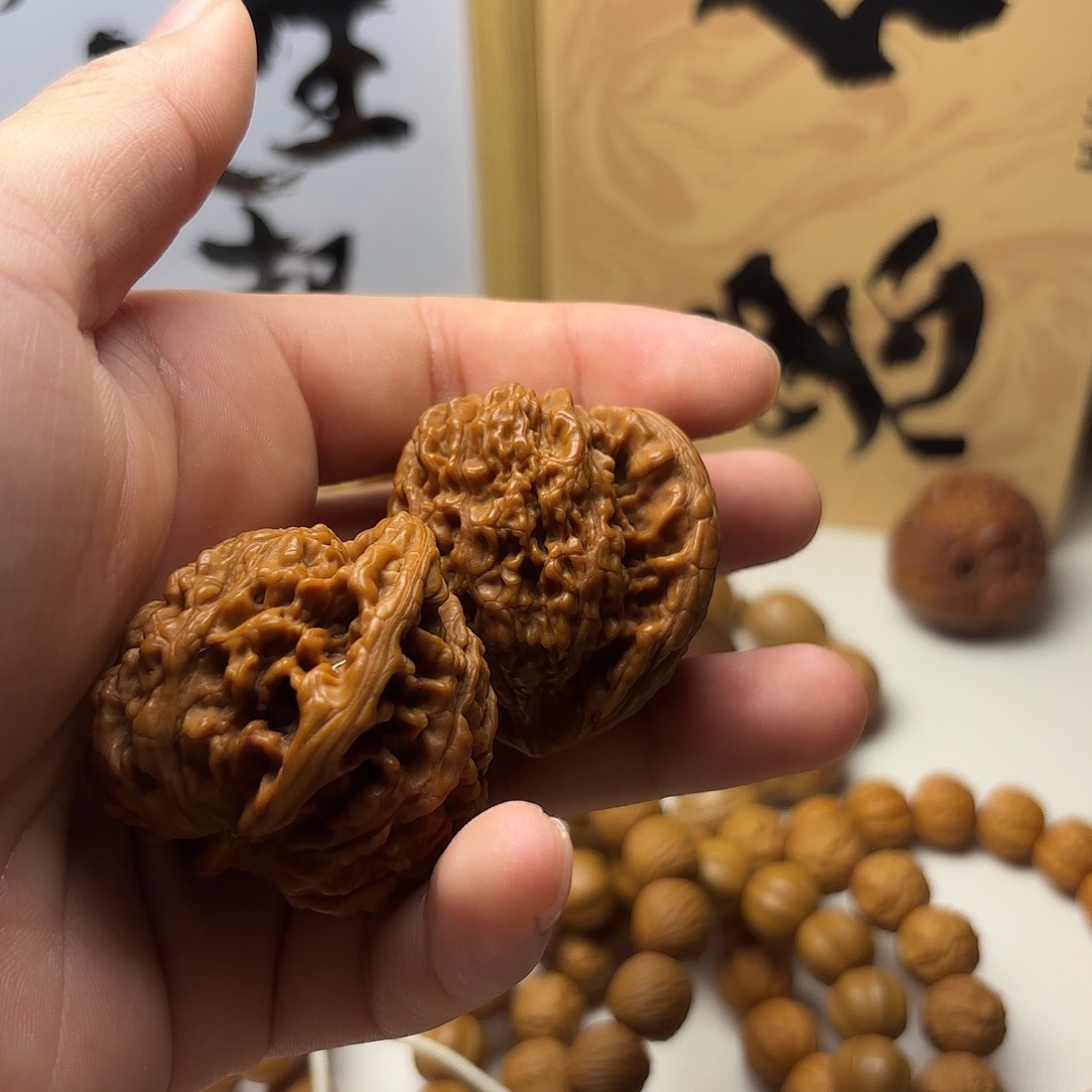 大叶紫檀（黑酸枝木类）