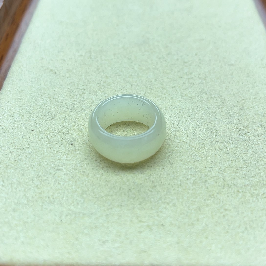 和田玉戒指未镶嵌15暖白跑环卡11mm