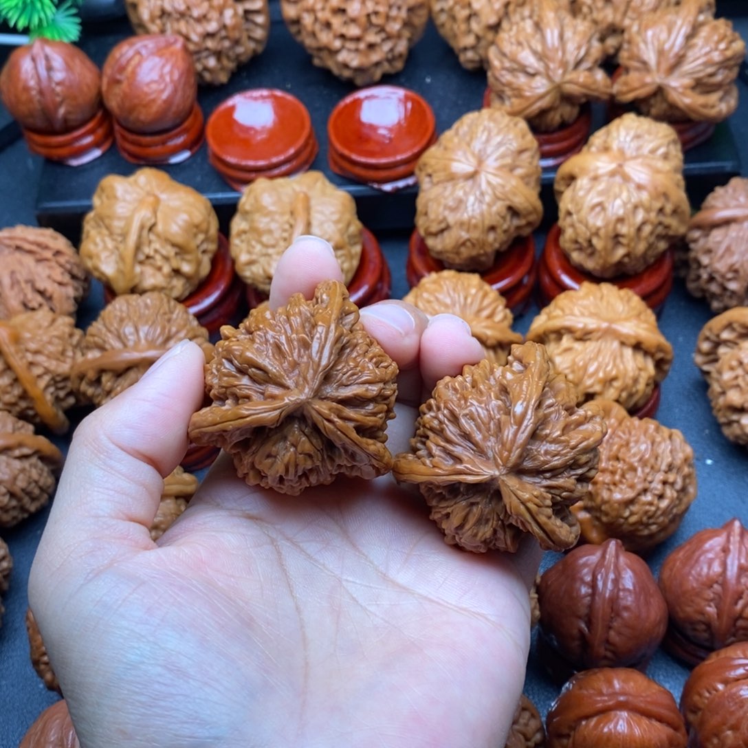 强***啊把件文玩核桃核桃