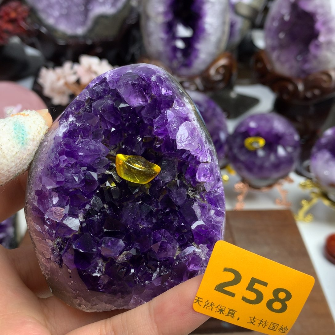 紫晶未镶嵌摆件紫晶