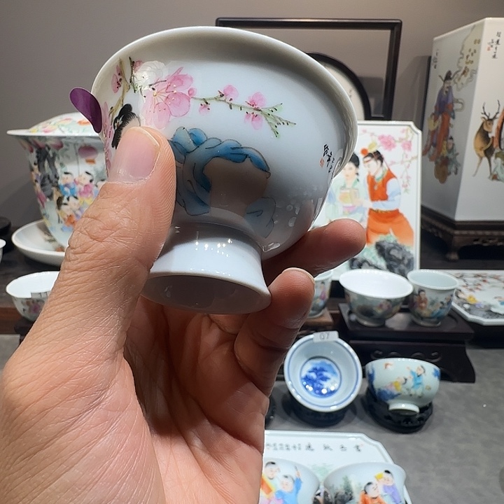 福利景德镇陶瓷艺术品