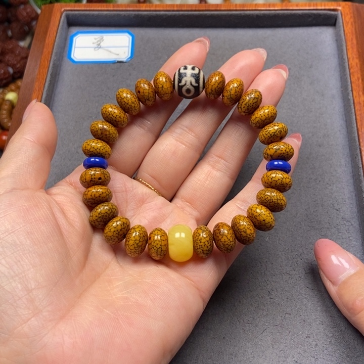 星月菩提吊坠菩提