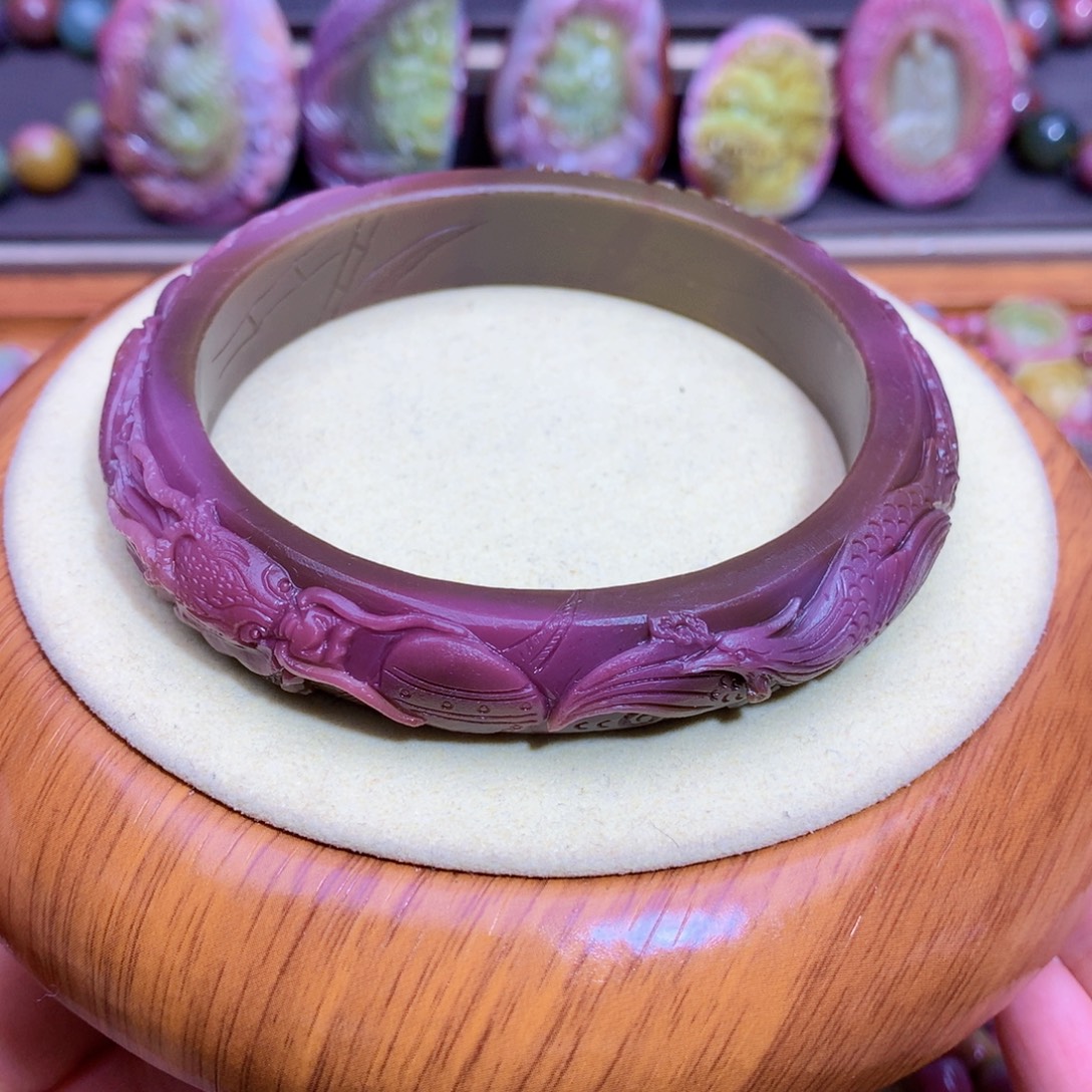 玛瑙未镶嵌手镯盐源