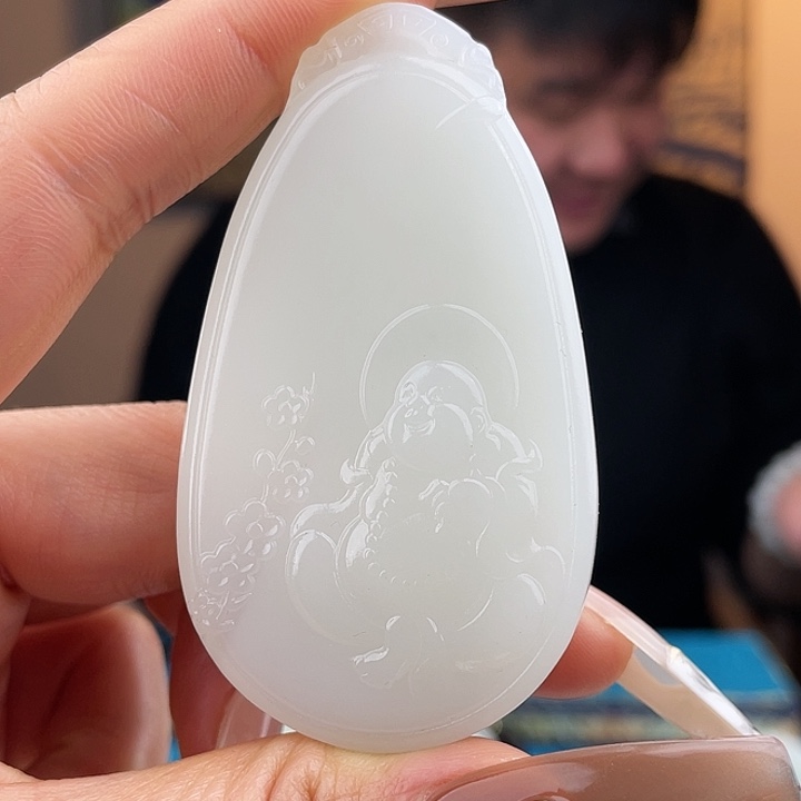 和田玉颈饰未镶嵌吴*胜